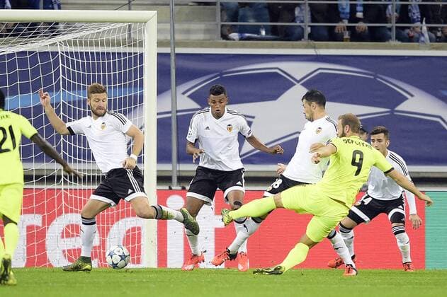 - GENT, BELGIUM: Gent s Laurent Depoitre (R) pictured in action during a soccer game between Belgian team KAA Gent and Spanish club Valencia CF in Gent, Wednesday 04 November 2015, game four in group H of the group stage of the UEFA Champions League tournament. YORICKxJANSENS x87032623x