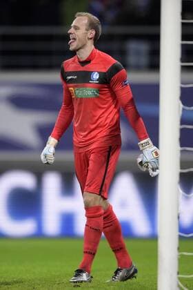 - GENT, BELGIUM: Gent s goalkeeper Matz Sels pictured after a soccer game between Belgian team KAA Gent and Russian club FC Zenit Saint Petersburg, Wednesday 09 December 2015, in Gent, the sixth and last day of the group stage the UEFA Champions League competition, in group H. YORICKxJANSENS x88060378x
