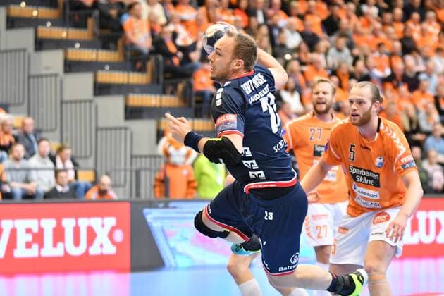 IFK Kristianstad - SG Flensburg-Handewitt, EHF Champions League; Kristianstad, 24.03.18 Kristianstad, 24.03.18, Handball, VELUX EHF Champions League, Saison 2017 2018, Achtelfinale, IFK Kristianstad - SG Flensburg-Handewitt : Henrik Toft Hansen (SG Flensburg-Handewitt, 23), Arnar Freyr Arnarsson (IFK Kristianstad, 05), Gunnar Steinn Jonsson (IFK Kristianstad, 27)