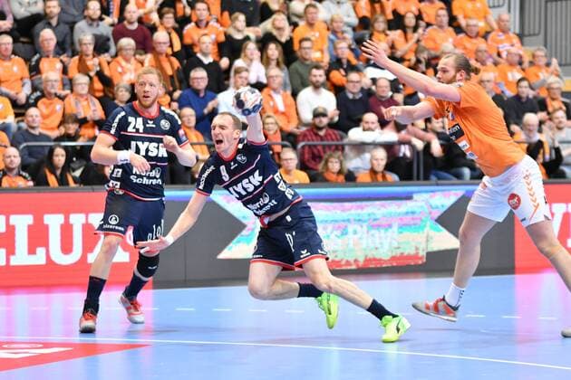 IFK Kristianstad - SG Flensburg-Handewitt, EHF Champions League; Kristianstad, 24.03.18 Kristianstad, 24.03.18, Handball, VELUX EHF Champions League, Saison 2017 2018, Achtelfinale, IFK Kristianstad - SG Flensburg-Handewitt : Holger Glandorf (SG Flensburg-Handewitt, 09), Arnar Freyr Arnarsson (IFK Kristianstad, 05), Jim Gottfridsson (SG Flensburg-Handewitt, 24)