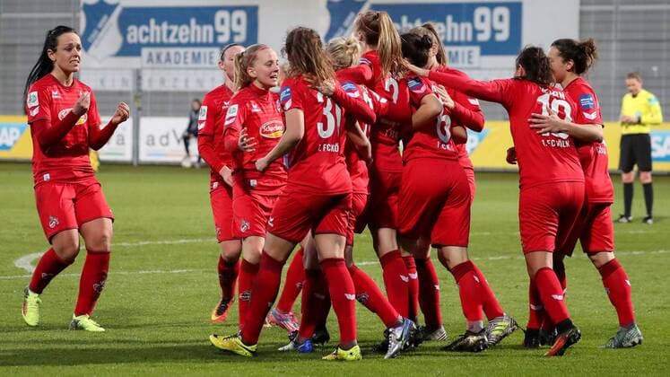 Spielerinnen des 1. FC Köln, jubeln über das Tor zum 0:1, Jubel, Torjubel, Torerfolg, celebrate the goal, goal, celebration, Jubel ueber das Tor, optimistisch, Action, Aktion, Fussball, Allianz Frauen-Bundesliga, TSG 1899 Hoffenheim - 1. FC Köln,