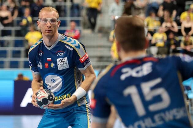 Karol Bielecki (Kielce, 14), am Ball, Spielszene, Einzelbild, Aktion, Action, Handball, Champions League, Rhein-Neckar Löwen - PGE Vive Kielce,