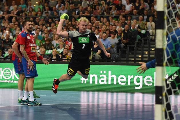 Handball, Herren, Länderspiel in Leipzig, Saison 2017 18, Deutschland - Serbien, Bogdan Radivojevic (Nr. 14, Serbien), Patrick Wiencek (Nr. 7, Deutschland), TW Vladimir Cupara (Nr. 76, Serbien), 04.04.18, Copyright: xMichaelxHundtx xMatthiasxKochx