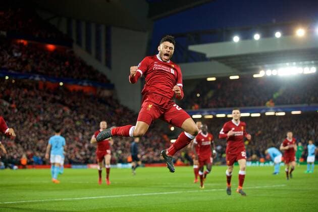 Bilder des Tages - SPORT (180405) -- LIVERPOOL, April 5, 2018 -- Alex Oxlade-Chamberlain of Liverpool celebrates scoring during the UEFA Champions League quarterfinal 1st Leg match between Liverpool and Manchester City at Anfield Stadium in Liverpool, Britain on April 4, 2018. Liverpool won 3-0. FOR EDITORIAL USE ONLY. NOT FOR SALE FOR MARKETING OR ADVERTISING CAMPAIGNS. NO USE WITH UNAUTHORIZED AUDIO, VIDEO, DATA, FIXTURE LISTS, CLUB LEAGUE LOGOS OR LIVE SERVICES. ONLINE IN-MATCH USE LIMITED TO 45 IMAGES, NO VIDEO EMULATION. NO USE IN BETTING, GAMES OR SINGLE CLUB LEAGUE PLAYER PUBLICATIONS.) (SP)BRITAIN-LIVERPOOL-SOCCER-UEFA CHAMPIONS LEAGUE-LIVERPOOL VS MANCHESTER CITY HanxYan