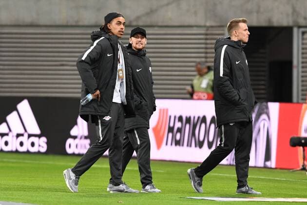 Fussball, Herren, Saison 2017 2018, Europa League (Viertelfinale, Hinspiel), RB Leipzig - Olympique Marseille, Yussuf Poulsen (Nr. 9, RB Leipzig), Emil Forsberg (Nr. 10, RB Leipzig), Lukas Klostermann (Nr. 16, RB Leipzig) vor dem Spiel bei der Platzbesichtigung, 05.04.2018, Copyright: xMatthiasxKochx