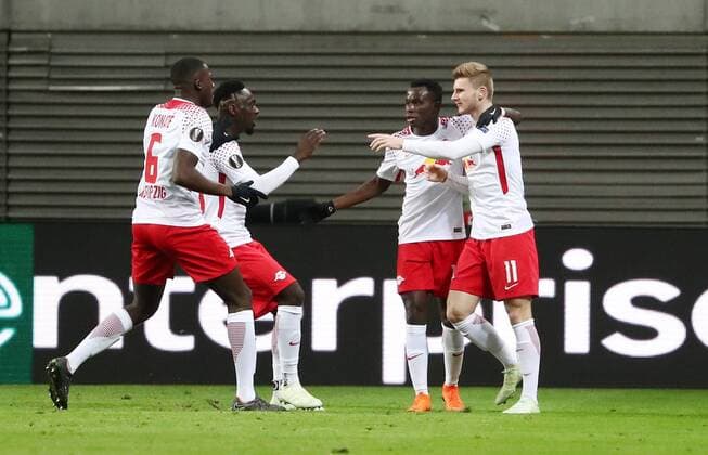 RB Leipzig - Marseille Fussball Euro League Leipzig, 05.04.2018, Red Bull Arena, Fussball, UEFA EURO EM Europameisterschaft Fussball League , Viertelfinale, RB Leipzig vs. Olympique de Marseille , Im Bild v.l.: Ibrahima KonatŽ Konate (6, RB Leipzig), Jean-Kevin Augustin (29, RB Leipzig), Bruma (17, RB Leipzig) und Torschütze Timo Werner (11, RB Leipzig). Torjubel nach dem Treffer zum 1:0. ,
