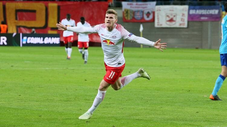 RB Leipzig - Marseille Fussball Euro League Leipzig, 05.04.2018, Red Bull Arena, Fussball, UEFA EURO EM Europameisterschaft Fussball League, Viertelfinale, Hinspiel , RB Leipzig vs. Olympique Marseille 1:0 (1:0) , Im Bild; Tor für RB Leipzig. Timo Werner (11, RB Leipzig) erzielt den Treffer zum 1:0 und jubelt. ,