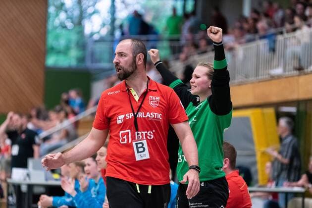 Stefan Eidt (TG Nuertingen Trainer), SG H2Ku Herrenberg Kuties vs. TG Nuertingen, Handball, 2.Bundesliga, Frauen, HBF, Saison 17 18, 21.04.2018, SG H2Ku Herrenberg Kuties vs. TG Nuertingen, Handball, 2.Bundesliga, Frauen, HBF, Saison 17 18, 21.04.2018 Herrenberg Copyright: xFrankx Eibner-Pressefotox EP_wfk