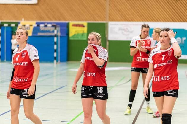 Benitta Quattlender (TG Nuertingen 18) entaeuscht, Niederlage, SG H2Ku Herrenberg Kuties vs. TG Nuertingen, Handball, 2.Bundesliga, Frauen, HBF, Saison 17 18, 21.04.2018, SG H2Ku Herrenberg Kuties vs. TG Nuertingen, Handball, 2.Bundesliga, Frauen, HBF, Saison 17 18, 21.04.2018 Herrenberg Copyright: xFrankx Eibner-Pressefotox EP_wfk