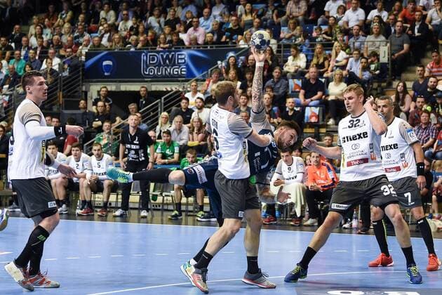 Handball, Herren, EHF-Pokal, Saison 2017 18, Viertelfinale, Rückspiel, Füchse Berlin - RK Nexe, Albin Eter (Nr. 6, RK Nexe), Johan Koch (Nr. 77, Füchse Berlin), Aljaz Lavric (Nr. 32, RK Nexe), Vedran Zrnic (Nr. 7, RK Nexe), 28.04.18, Copyright: xMichaelxHundtx xMatthiasxKochx