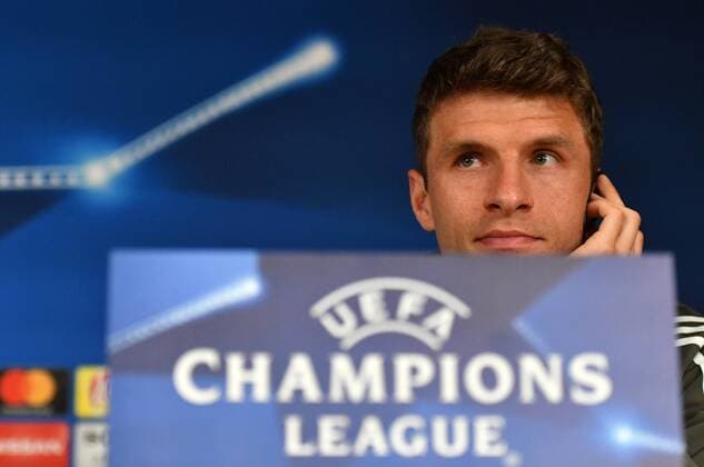 Thomas Müller (FC Bayern) nachdenkloich bei dert PK Pressekonferenz, PK, vor dem Spiel Real Madrid - FC Bayern UEFA-Champions League, CL, Halbfinale, 1 2 Finale, Rückspiel, Saison 2017 2018, Fußball, Fussball, soccer, Herren, Deutschland, Germany, Madrid, 30.4.2018 Stadion Bernabeu