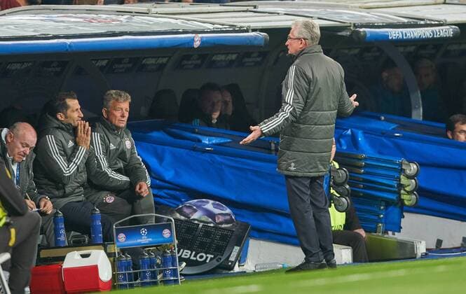Trainer Cheftrainer Jupp HEYNCKES (FCB) Emotionen, enttaeuscht, Enttaeuschung, Frust, frustriert, Trauer ,traurig, verzweifelt, Verzweiflung REAL MADRID - FC BAYERN MUENCHEN Halbfinale Rueckspiel, Fussball UEFA Champions League, Madrid, Spanien 01.05.2018 CL Saison 2017 2018, FCB,