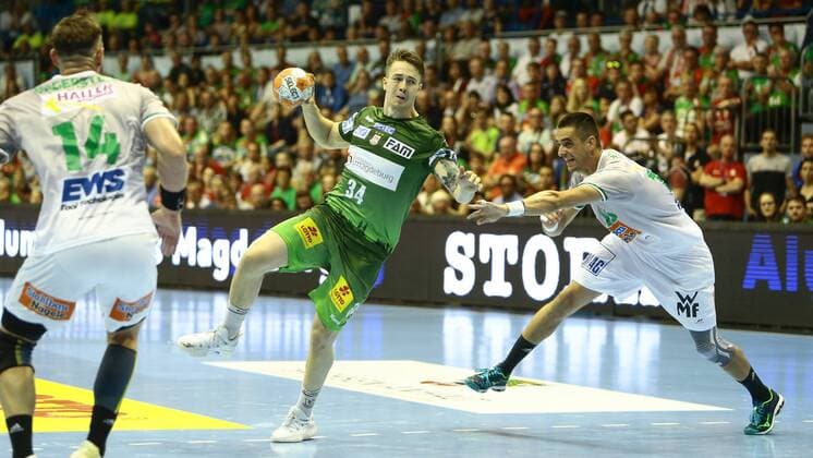 SC Magdeburg vs Frisch Auf Göppingen. vl Michael Damgaard (Magdeburg, 34), Zarko Sesum (Göppingen, 15) Zweikampf, Duell, Kampf, tackle SC Magdeburg vs Frisch Auf Göppingen, Handball, Ottostadt Magdeburg EHF Cup Finals 2018, Saison 2017 2018, 20.05.2018 Magdeburg Copyright: xTaegerx Eibner-Pressefotox EP_Taeger