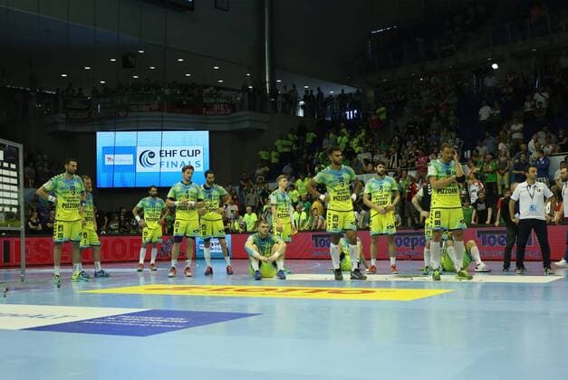 20.05.2018, xcsx, Handball EHF Cup Final 4, Handball EHF Cup Final 4, Finale, Saint-Raphael Var Handball - Füchse Berlin, emspor, v.l. Saint Raphael, enttaeuscht, enttaeuscht schauen, disappointed Magdeburg