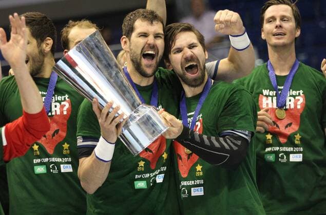 20.05.2018, xcsx, Handball EHF Cup Final 4, Handball EHF Cup Final 4, Finale, Saint-Raphael Var Handball - Füchse Berlin, emspor, v.l. Jakob Gojun (Füchse Berlin) , Fabian Wiede (Füchse Berlin), feiern mit dem Pokal Füchse Berlin celebrate their Victory, Pokal, Trophy Magdeburg