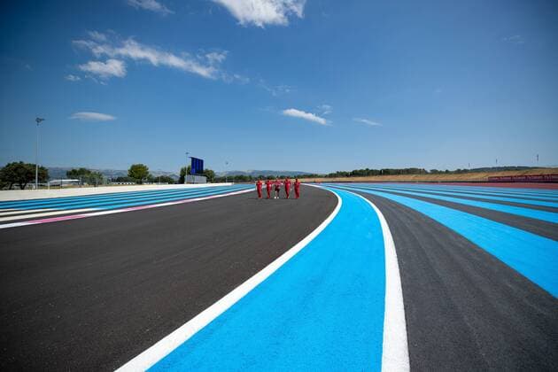 Sebastian Vettel (Scuderia Ferrari) besichtigt mit Teammitgliedern die Strecke, Grosser Preis von Frankreich 2018, Rennen, Motorsport, Formel 1, 21.06.2018, Grosser Preis von Frankreich 2018, Rennen, Motorsport, Formel 1, 21.06.2018 Le Castellet Copyright: xIllman Eibner-Pressefotox EP_eer