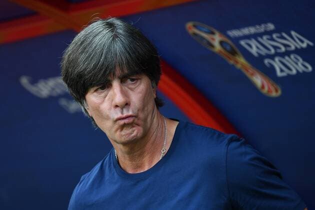 Bundestrainer Joachim Jogi LOEW,LÖW (GER), Zukunft ungewiss, skeptisch,ernst, Einzelbild,angeschnittenes Einzelmotiv,Portraet,Portrait,Porträt. Suedkorea (KOR)- Deutschland (GER) 2-0, Vorrunde, Gruppe F, Spiel 43, am 27.06.2018 in Kazan,Kasan Arena. Fussball Weltmeisterschaft 2018 in Russland vom 14.06. - 15.07.2018.