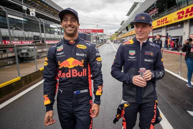 Sport - Bilder des Tages 28.06.2018, Red Bull Ring, Spielberg, AUT, FIA, Formel 1, Grosser Preis von Oesterreich, Vorberichte, im Bild Daniel Ricciardo (AUS, Red Bull Racing), Max Verstappen (NED, Red Bull Racing) Australian Formula One drive Daniel Ricciardo of Red Bull Racing Dutch Formula One driver Max Verstappen of Red Bull Racing during preparations of the Austrian FIA Formula One Grand Prix at the Red Bull Ring in Spielberg, France on 2018 06 28. Spielberg