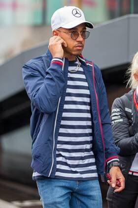 28.06.2018, Red Bull Ring, Spielberg, AUT, FIA, Formel 1, Grosser Preis von Oesterreich, Vorberichte, im Bild Lewis Hamilton (GBR, Mercedes) British Formula One driver Lewis Hamilton of Mercedes during preparations of the Austrian FIA Formula One Grand Prix at the Red Bull Ring in Spielberg, France on 2018 06 28. Spielberg