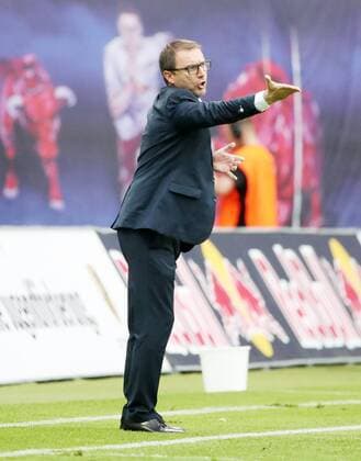RB Leipzig - Craiova Fussball Euro League Quali Leipzig, 09.08.2018, Red Bull Arena, Fussball, UEFA EURO EM Europameisterschaft Fussball League , Qualifikation, 3.Runde, Hinspiel, RB Leipzig vs. CF Universitatea Craiova 3:1 (1:0) , Im Bild; Trainer Devis Mangia (Craiova) ,