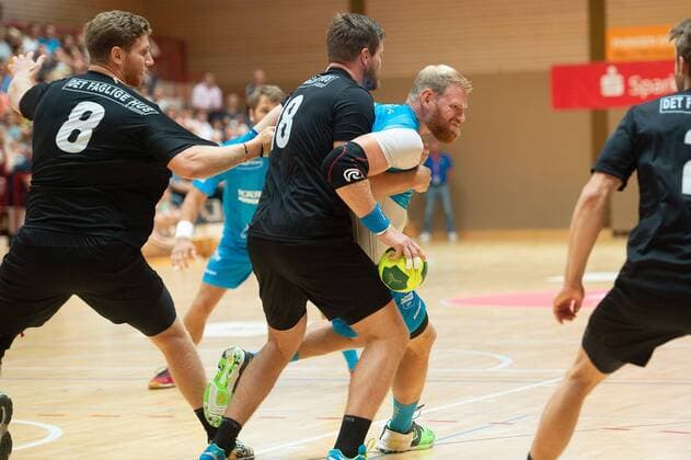 8 Jonas Tidemand (Ribe-Esbjerg HH), 18 Rasmus Boysen (Ribe-Esbjerg HH), 9 Manuel Späth (TVB 1898 Stuttgart), TVB 1898 Stuttgart vs. Ribe-Esbjerg HH, Sparkassencup 2018, Handball, Herren, Handboldligaen, 1. Bundesliga, 12.08.2018, Sparkassen-Cup Ehingen 2018, 12.08.2018 Ehingen Copyright: xEIBNER Michael_Schmidtx EP_MST