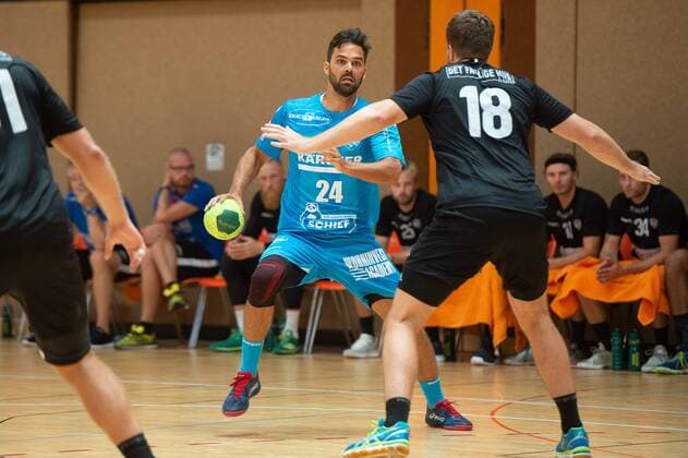 24 Lukas von Deschwanden (TVB 1898 Stuttgart), 18 Rasmus Boysen (Ribe-Esbjerg HH), TVB 1898 Stuttgart vs. Ribe-Esbjerg HH, Sparkassencup 2018, Handball, Herren, Handboldligaen, 1. Bundesliga, 12.08.2018, Sparkassen-Cup Ehingen 2018, 12.08.2018 Ehingen Copyright: xEIBNER Michael_Schmidtx EP_MST