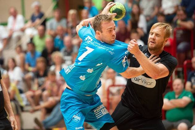 7 Bobby Schagen (TVB 1898 Stuttgart), 27 Gunnar Stein Jonsson (Ribe-Esbjerg HH), TVB 1898 Stuttgart vs. Ribe-Esbjerg HH, Sparkassencup 2018, Handball, Herren, Handboldligaen, 1. Bundesliga, 12.08.2018, Sparkassen-Cup Ehingen 2018, 12.08.2018 Ehingen Copyright: xEIBNER Michael_Schmidtx EP_MST