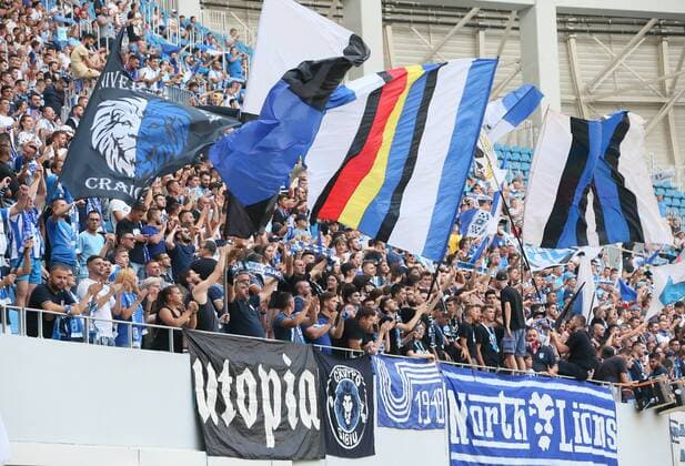 Craiova - RB Leipzig Fussball Euro League Quali Craiova, 16.08.2018, Stadionul Ion Oblemenco, Fussball, UEFA EURO EM Europameisterschaft Fussball League , Qualifikation, 3.Runde, Rückspiel, CS Universitatea Craiova vs. RB Leipzig. , Im Bild; Fans von Craiova. ,