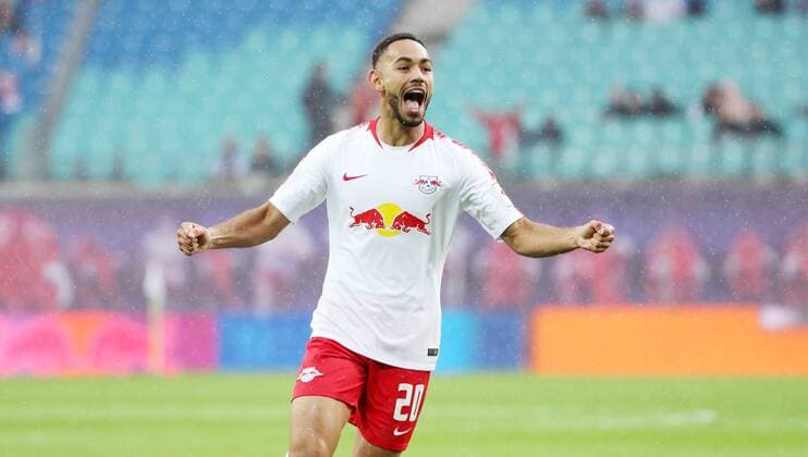 RB Leipzig - Luhansk Fussball Euro League Quali Leipzig, 30.08.2018, Red Bull Arena, Fussball, UEFA EURO EM Europameisterschaft Fussball League , Qualifikation, PlayOff Rückspiel, Hinspiel , RB Leipzig vs. FK Sorja Luhansk , Im Bild; Tor für RB Leipzig. Jubel nach dem Treffer zum 1:0. Matheus Cunha (20, RB Leipzig). , Für die Verletzung der Persönlichkeitsrechte und des Datenschutzes der abgebildeten Personen übernimmt PICTURE POINT bzw. und der Urheber des Fotos keine Haftung! ,
