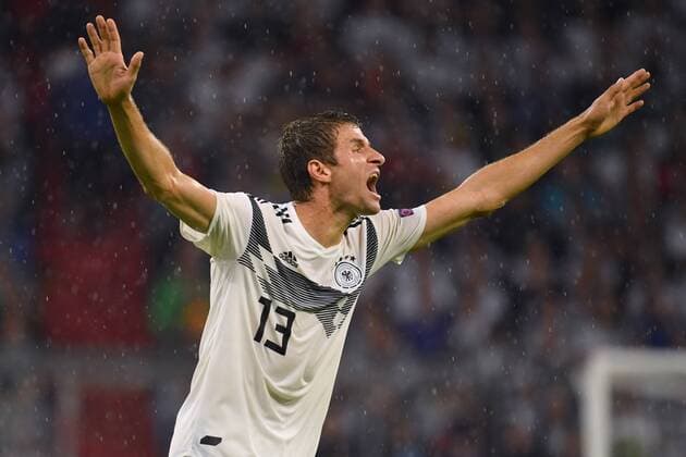 Thomas MUELLER (GER),Wut,Aerger,schreit, Gestik, Aktion,Einzelbild,angeschnittenes Einzelmotiv,Halbfigur,halbe Figur. Fussball Laenderspiel, Nations League, Deutschland (GER)-Frankreich (FRA) 0-0, am 06.09.2018 in Muenchen A L L I A N Z A R E N A, DFB REGULATIONS PROHIBIT ANY USE OF PHOTOGRAPHS AS IMAGE SEQUENCES AND OR QUASI-VIDEO.