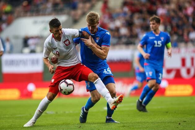 Fußball, U21 EM Quali, Polen Färöer 07.09.2018, Lubin, Pilka nozna. Eliminacje Mistrzostw Europy u-21 Polska - Wyspy Owcze , European football , European Under-21 Championship 2019 Qualifying round , Poland - Faroe Islands , N Z Dawid kownacki (POL), Bjarni Petersen (Faroe) , FOT. Adam Jastrzebowski newspix.pl FRANCE OUT !!!! FRA OUT !!! --- Newspix.pl 20180907_awj_1656