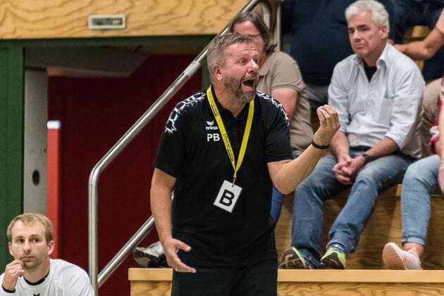 Peter Baumann (Neckarsulmer Union Cheftrainer), SG H2Ku Herrenberg vs. Neckarsulmer Sport-Union, Handball, BWOL, Maenner, 08.09.2018, SG H2Ku Herrenberg vs. Neckarsulmer Sport-Union, Handball, BWOL, Maenner, 08.09.2018 Herrenberg Copyright: xEIBNER WolfgangxFrankx EP_WFK