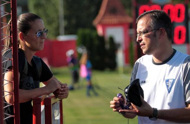 12.09.2018 Subotica(Serbia) ZFK Spartak Subotica-FC Bayern München UEFA women s football champions league round of 32 Milena Nikolic(L) SC Sand and ex ZFK Spartak player with Boris Arsic (r) ZFK Spartak coach :