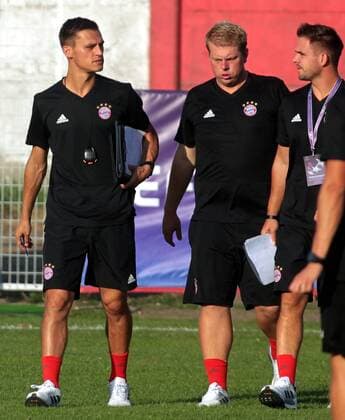 12.09.2018 Subotica(Serbia) ZFK Spartak Subotica-FC Bayern München UEFA women s football champions league round of 32 Thomas Wörle(L) FC Bayern München coach with assistants coaches Roman Langer(c),Marco Knirsch(r) :