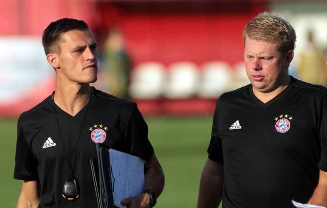 12.09.2018 Subotica(Serbia) ZFK Spartak Subotica-FC Bayern München UEFA women s football champions league round of 32 Thomas Wörle(L) FC Bayern München coach with assistant coach Roman Langer(R) :