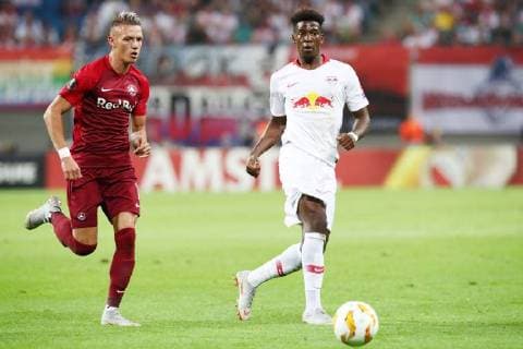 RB Leipzig - Salzburg Fussball Euro League Leipzig, 20.09.2018, Red Bull Arena, Fussball, UEFA Europa League , RB Leipzig (GER) vs. FC Salzburg (AUT) , Im Bild v.l.: Hannes Wolf (13, Salzburg) und Nordi Mukiele (22, RB Leipzig). , UEFA Êregulations prohibit any use of photographs as image sequences and or quasi-video. ,