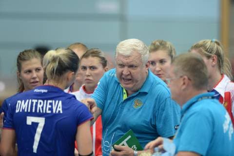 Jewgeni Trefilow (Trainer Coach Russland) in einer Auszeit, Daria Dmitrieva (Russland) (L) ,GER, Deutschland - Russland Handball, Laenderspiel Nationalmannschaft Frauen, Testspiel, 30.09.2018, ,GER, Deutschland - Russland Handball, Laenderspiel Frauen, 30.09.2018 Nordhausen Copyright: xEIBNER RolandxSippelx EP_RSL