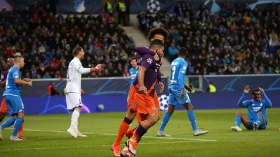 1-1 ausgleich durch Sergio Agueero Agüero (10, Manchester City) torjubel, UEFA Champions League, TSG 1899 Hoffenheim vs. Manchester City, Groupe F, Matchday 2, October, 02 2018, Wirsol Rhein Neckar Arena, Germany, YmdY, ** DFL DFL regulations prohibit any use of photographs as image sequences and or quasi-video. ** TSG 1899 Hoffenheim - Manchester City