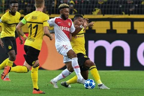 GER, UEFA CL, Borussia Dortmund vs AS Monaco 03.10.2018, Signal Iduna Park, Dortmund, GER, UEFA CL, Borussia Dortmund vs AS Monaco, DFL regulations prohibit any use of photographs as image sequences and or quasi-video im Bild v. li. im Zweikampf Moussa Sylla ( 34, AS Monaco) Manuel Akanji ( 16, Borussia Dortmund)
