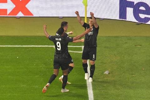 04.10.2018, xblx, Fussball UEFA Europa League, Eintracht Frankfurt - Lazio Rom emspor, v.l. Filip Kostic (Eintracht Frankfurt), Sebastien Haller (Eintracht Frankfurt), Luka Jovic (Eintracht Frankfurt), Goal scored, Tor zum 3:!, celebrate the goal, Torjubel (DFL DFB REGULATIONS PROHIBIT ANY USE OF PHOTOGRAPHS as IMAGE SEQUENCES and or QUASI-VIDEO) Frankfurt am Main