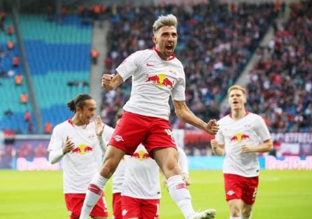 RB Leipzig - Nuernberg Fussball Bundesliga Leipzig, 07.10.2018, Red Bull Arena, Fussball, Bundesliga, 7.Spieltag. , RB Leipzig vs. 1.FC Nuernberg 6:0 (4:0) , Im Bild: RB Leipzig Torjubel nach dem 1:0 durch Kevin Kampl (m., 44, RB Leipzig). , DFL regulations prohibit any use of photographs as image sequences and or quasi-video. ,