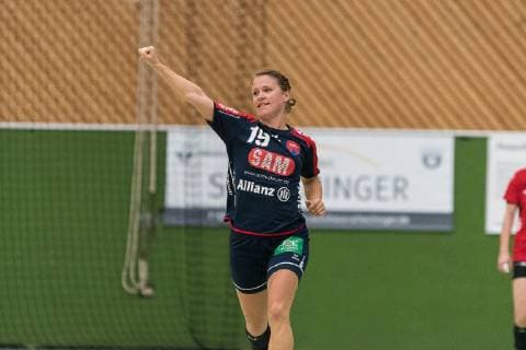 Lisa Gebhard (SG H2Ku Herrenberg Kuties 19)h, SG H2Ku Herrenberg Kuties vs. DJK MJC Trier, Handball, 2.Bundesliga, Frauen, HBF, Saison 18 19, 14.10.2018, SG H2Ku Herrenberg Kuties vs. DJK MJC Trier, Handball, 2.Bundesliga, Frauen, HBF, Saison 18 19, 14.10.2018 Herrenberg Copyright: xEIBNER Wolfgang_Frankx EP_WFK
