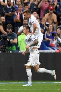 Fussball, Herren, Saison 2018 19, Nations League (4. Spieltag), Länderspiel in Saint-Denis, Frankreich - Deutschland, Jubel nach dem Tor zum 0:1, Toni Kroos (Nr. 8, Deutschland), Joshua Kimmich (Nr. 18, Deutschland), 16.10. 2018, Copyright: xMatthiasxKochx