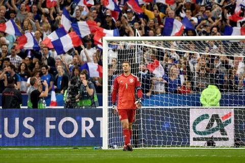 Fussball, Herren, Saison 2018 19, Nations League (4. Spieltag), Länderspiel in Saint-Denis, Frankreich - Deutschland, Enttäuschung bei TW Manuel Neuer (Nr. 1, Deutschland) nach dem Tor zum 1:1 Antoine Griezmann (Nr. 7, Frankreich, nicht im Bild), 16.10. 2018, Copyright: xMatthiasxKochx