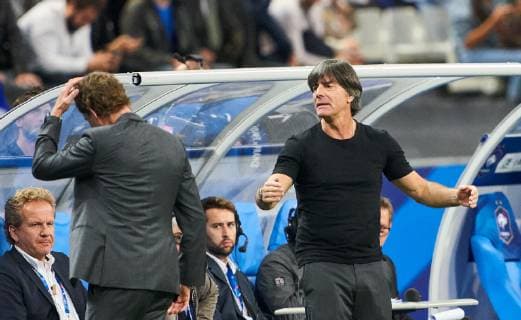 France - Germany, Soccer, Paris, October 16, 2018 DFB headcoach Joachim Jogi LOEW, LÖW,sad, disappointed, angry, Emotions, disappointment, frustration, frustrated, sadness, desperate, despair, FRANCE - GERMANY Football Nations League, Season 2018 2019, October 16, 2018 Paris, Germany. Photographer: Peter Schatz MAGICS