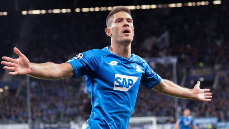 Torschütze Andrej Kramaric (Hoffenheim, 27), jubelt über das Tor zum 1:1, Jubel, Torjubel, Torerfolg, celebrate the goal, goal, celebration, Jubel ueber das Tor, optimistisch, Spielszene, Highlight, Action, Aktion, Fussball, UEFA Champions League, TSG 1899 Hoffenheim - Olympique Lyon,