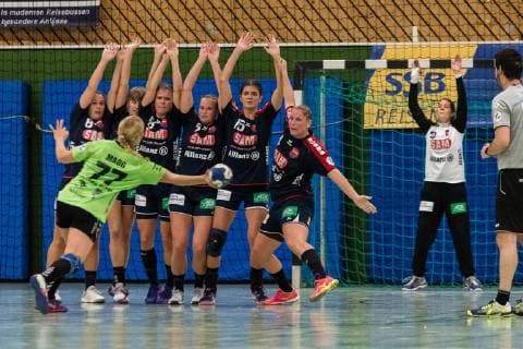 SG H2Ku Herrenberg Kuties vs. Fuechse Berlin, Handball, 2.Bundesliga, Frauen, HBF, Saison 18 19, 27.10.2018, SG H2Ku Herrenberg Kuties vs. Fuechse Berlin, Handball, 2.Bundesliga, Frauen, HBF, Saison 18 19, 27.10.2018 Herrenberg Copyright: xEIBNER WolfgangxFrankx EP_WFK