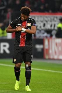 GER, UEFA EL, Bayer 04 Leverkusen (GER) vs. FC Zuerich (SUI) 08.11.2018, BayArena, Leverkusen, Europaleque, Vorrunde, GER, UEFA EL, Bayer 04 Leverkusen (GER) vs. FC Zuerich (SUI), DFL regulations prohibit any use of photographs as image sequences and or quasi-video im Bild picture shows: Leon Bailey (Leverkusen 9), verletzt fasst sich an die Brust
