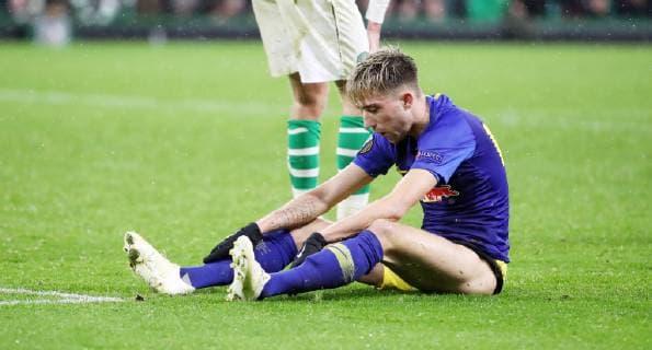 Celtic Glasgow - RB Leipzig Fussball Euro League Glasgow, 08.11.2018, Celtic Park, Fussball, UEFA EURO EM Europameisterschaft Fussball League , Gruppe B, 4.Spieltag , Celtic Glasgow vs. RB Leipzig 2:1 (1:0) , Im Bild; Kevin Kampl (44, RB Leipzig) enttäuscht. , Gemäß den Vorgaben der UEFA ist es untersagt, in dem Stadion und oder vom Spiel angefertigte Fotoaufnahmen in Form von Sequenzbildern und oder videoähnlichen Fotostrecken zu verwerten bzw. verwerten zu lassen. ,