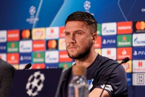 Ermin Bicakcic (Hoffenheim, 4), Einzelbild, Aktion, Action, Spielszene, Porträt, Portrait, bei der Pressekonferenz, PK, press conference PK Pressekonferenz Pressetermin, Medientermin, Fussball, UEFA Champions League, Pressekonferenz TSG 1899 Hoffenheim,